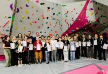 В Иванове прошли соревнования по скалолазанию